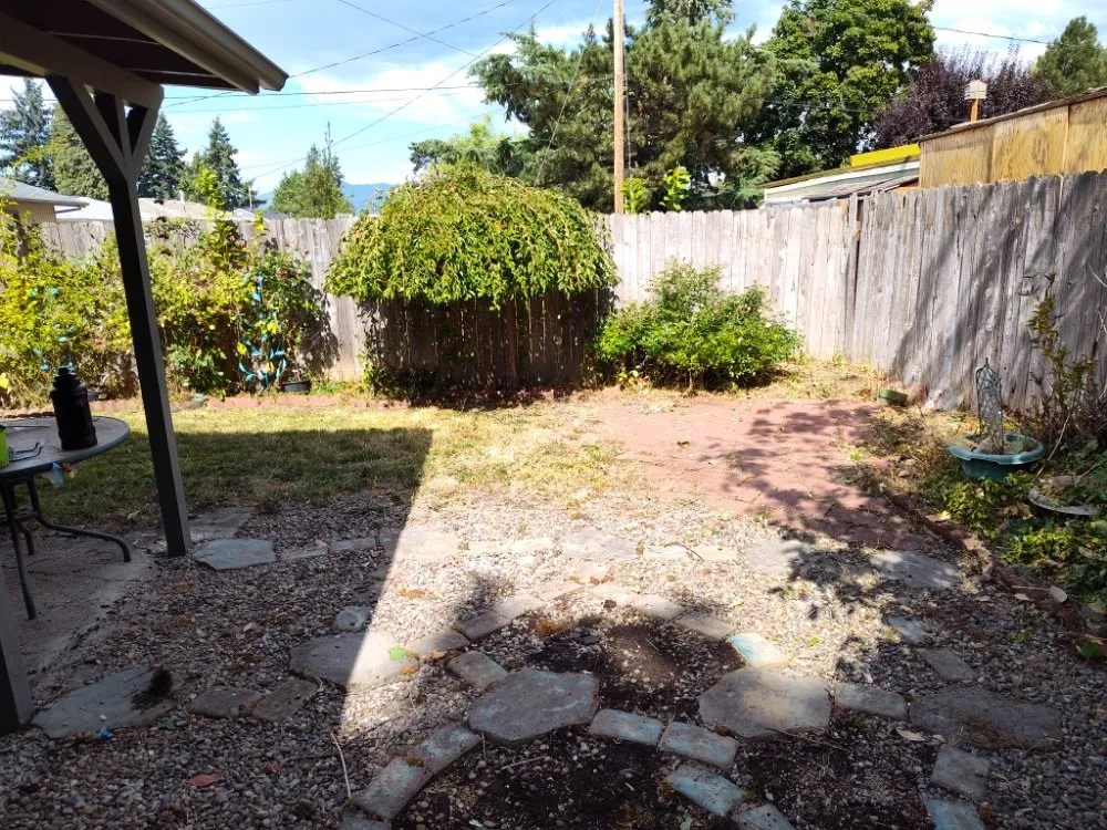 Custom residential landscaping for residential properties across Eugene, OR - Loren Riddle
