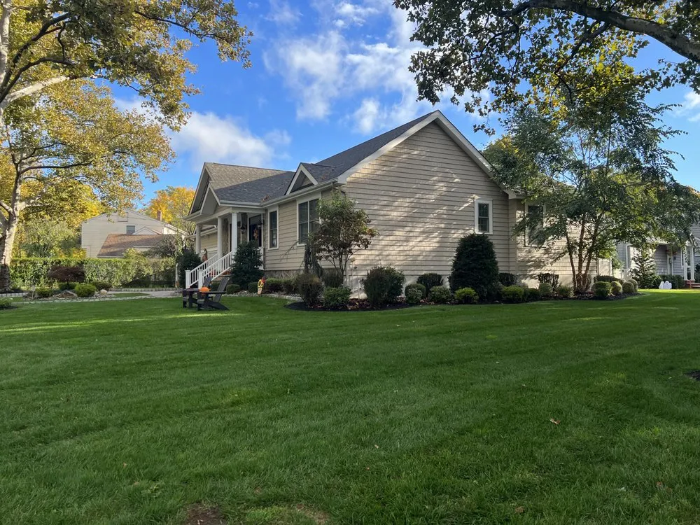 Professional residential landscaping experts serving West New York, NJ - Lorena’s garden