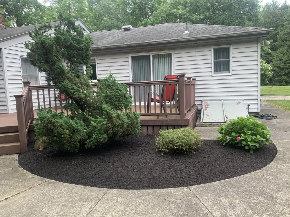 Expert landscaping services in Norwalk, OH by Lorence Landscaping
