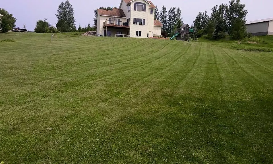 Affordable garden landscaping experts serving Shakopee, MN - Loren's Lawn & Landscape