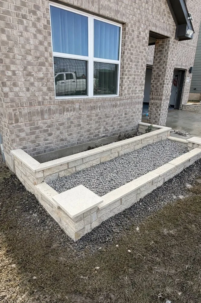 Top-rated lawn mowing service in Pflugerville, TX - Lorenzo Landscaping