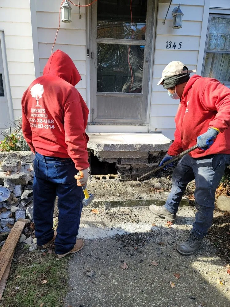 Custom landscape installation experts serving Stratford, CT - Lorenzo's Landscaping & Tree Service