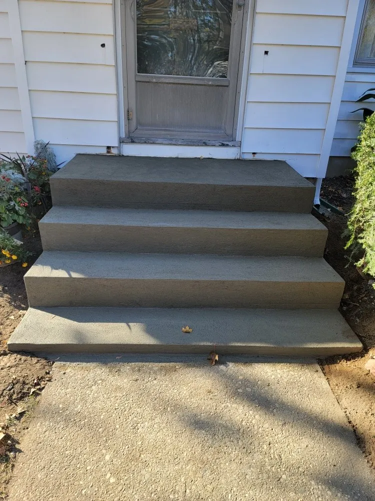 Professional landscape design in Stratford, CT by Lorenzo's Landscaping & Tree Service