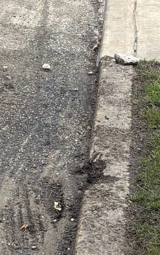 Reliable yard maintenance in Sicklerville, NJ by Lorenzo's Lawn & Landscape