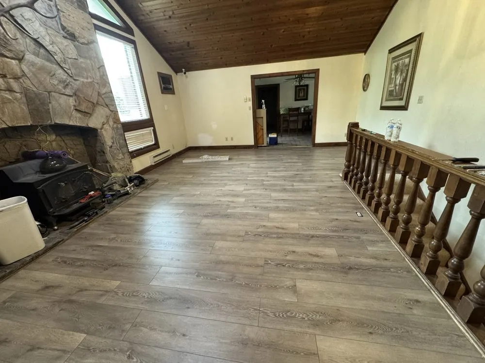 Top-rated lawn mowing service experts serving Taylorsville, UT - Lorl Lopez