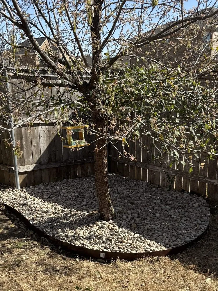 Trusted garden landscaping in Austin, TX by Los 3 Gallos Giros