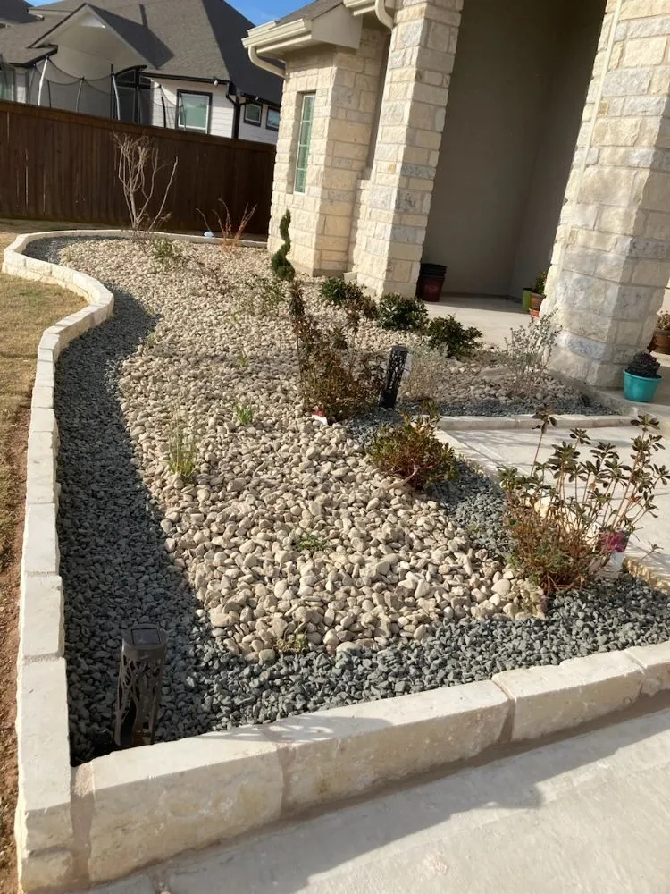 Top-rated landscaping services in Austin, TX - Los 3 Gallos Giros