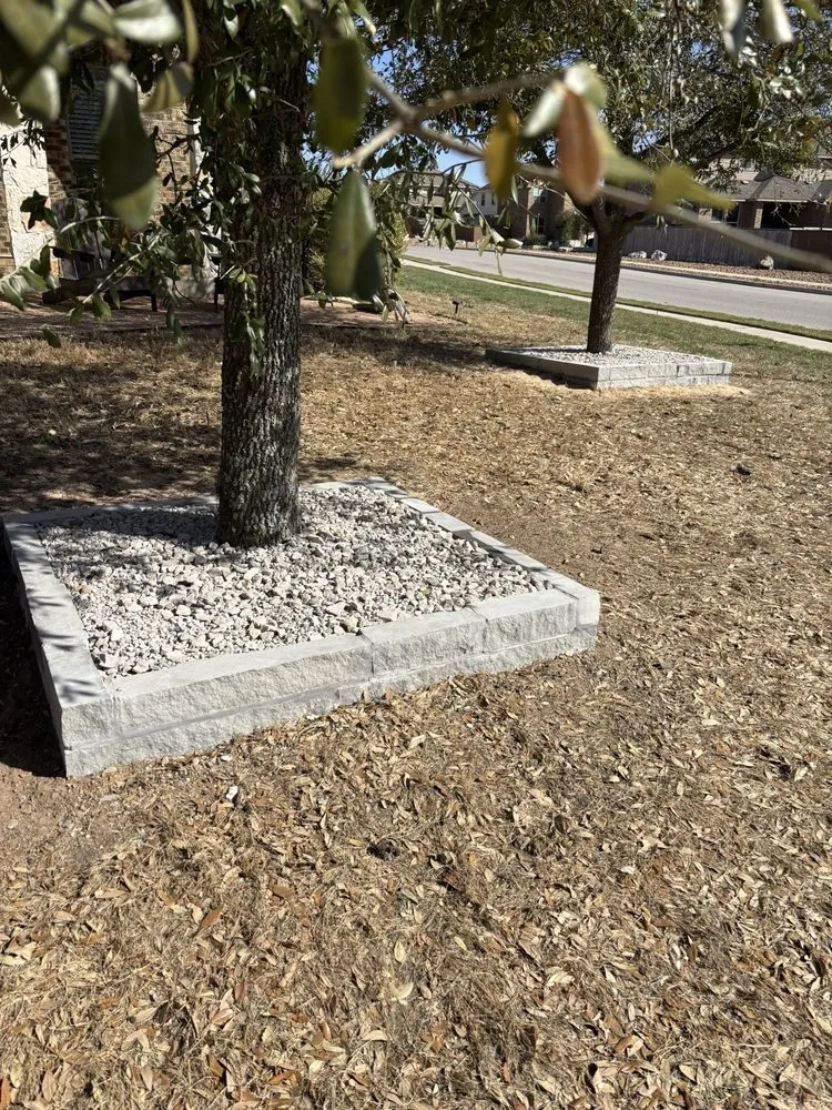 Local residential landscaping in Austin, TX by Los 3 Gallos Giros