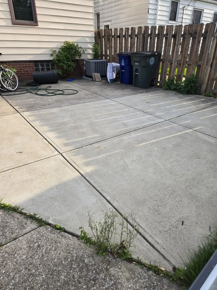 Local lawn mowing service near you across Cleveland, OH - Los Brothers Landscaping