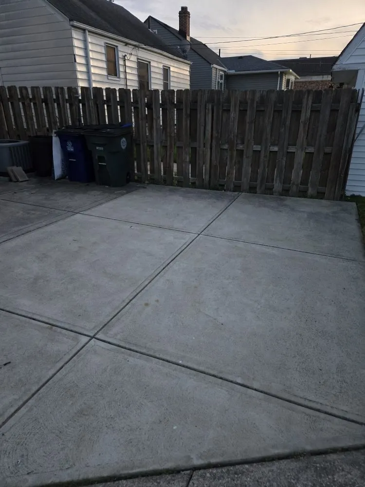 Reliable outdoor landscaping in Cleveland, OH by Los Brothers Landscaping