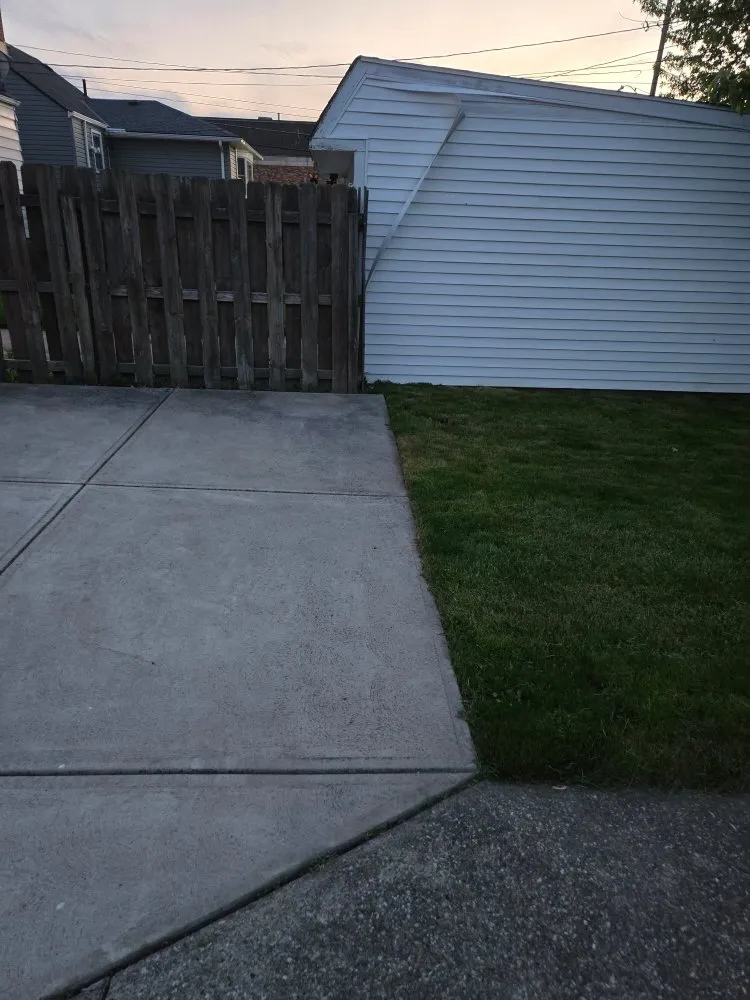 Local residential landscaping in Cleveland, OH - Los Brothers Landscaping