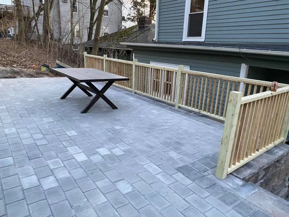 Expert yard cleanup service experts serving Ossining, NY - Los Cabreras Construction