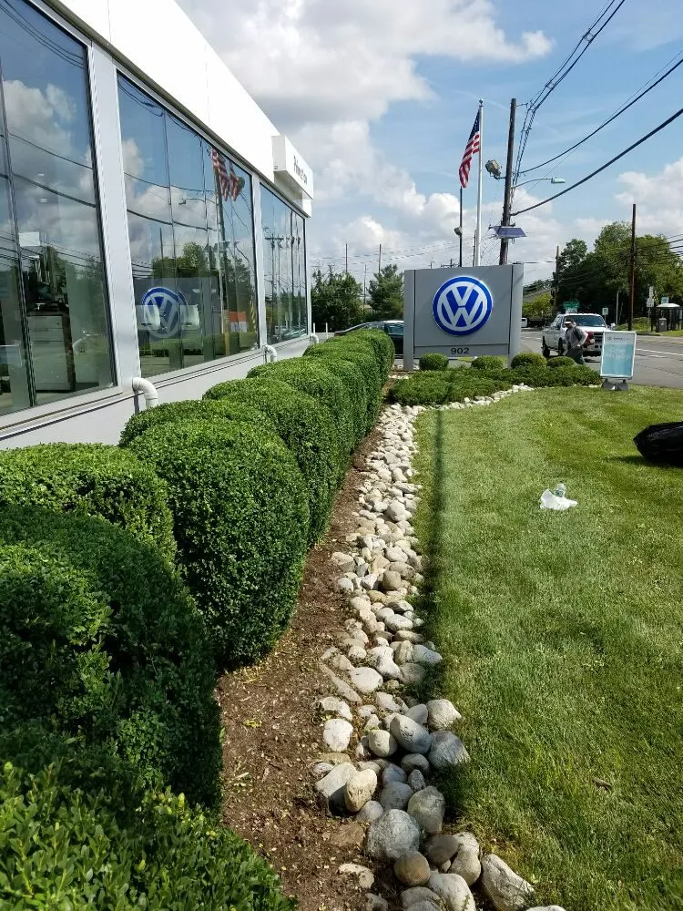 Custom lawn mowing service for outdoor upgrades in Somerset County, NJ by Los Donis Landscaping LLC