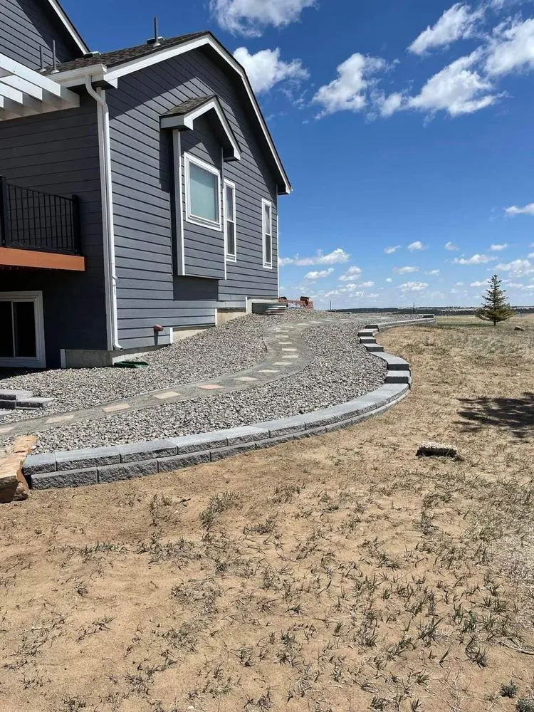 Local landscaping services experts serving Aurora, CO - Los Gallos Landscaping