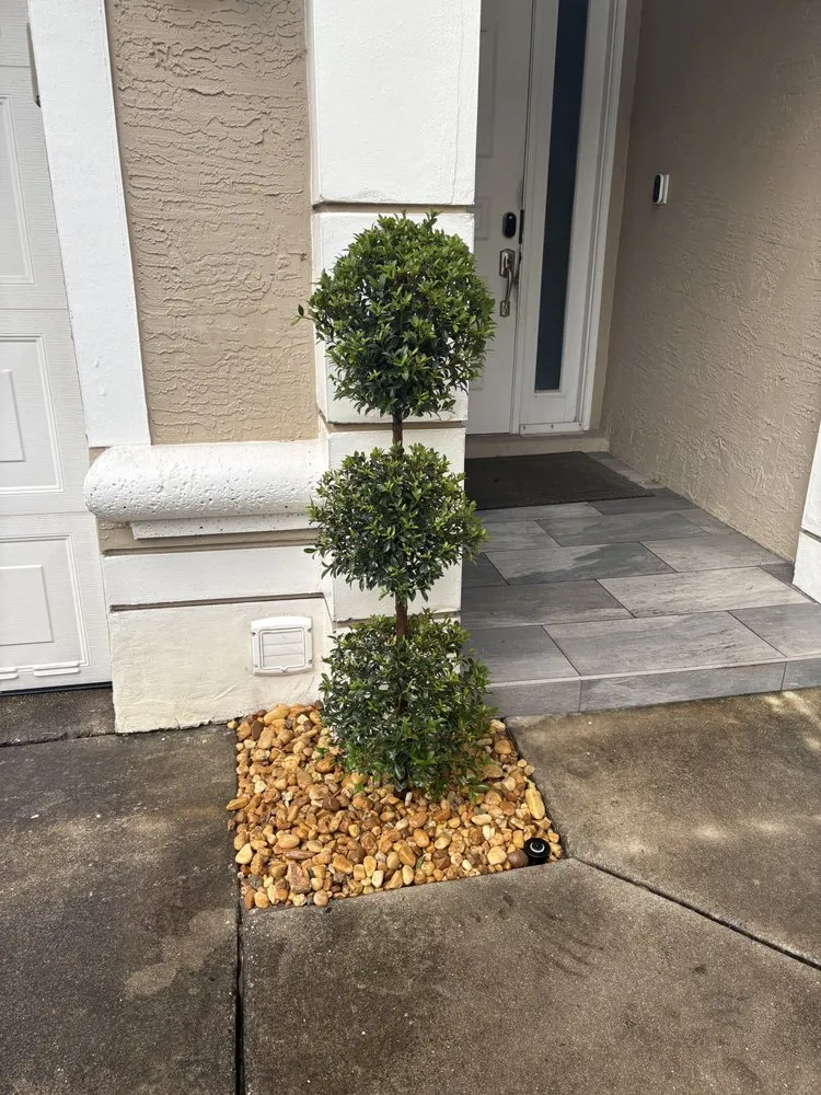 Expert yard maintenance in Atlantis, FL by Los Garcia Landscaping