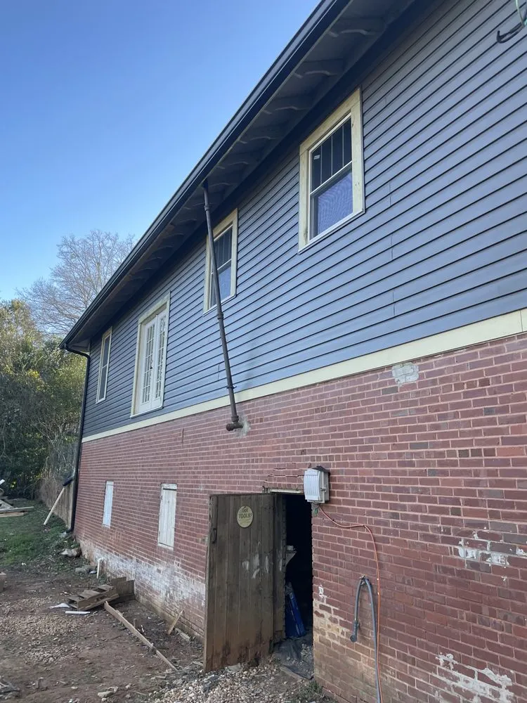 Local lawn mowing service in Opelika, AL - Los Garcias Contruction