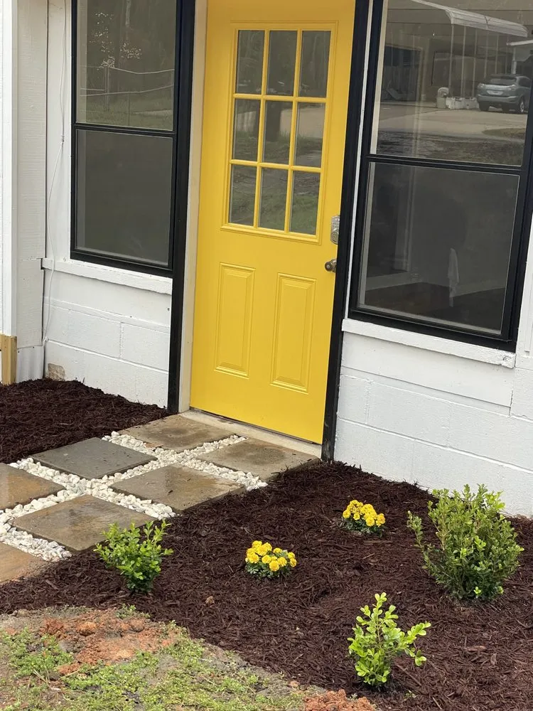 Trusted residential landscaping in Opelika, AL by Los Garcias Contruction