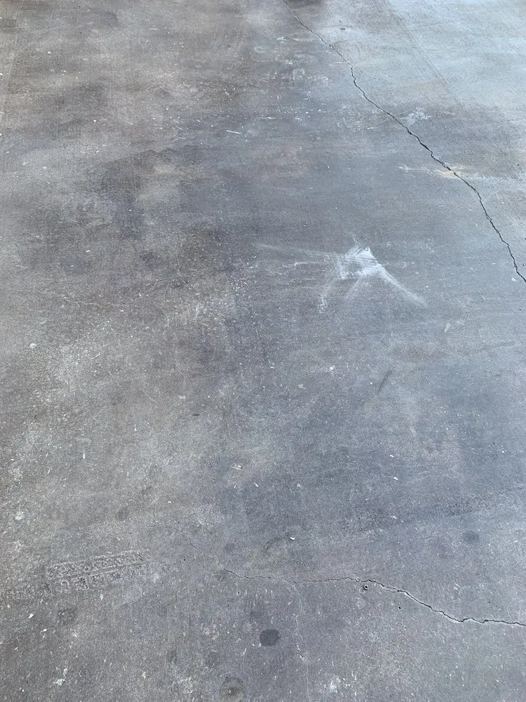 Custom lawn care service experts serving El Paso, TX - Los Gueros Landscaping and General Construction