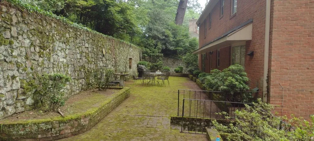 Expert outdoor landscaping in Roanoke, VA - Los Hernandez  Landscaping