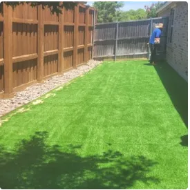 Top-rated lawn mowing service for year-round maintenance in Midwest City, OK by Los Landscape