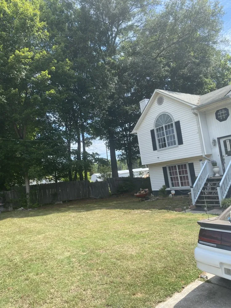 Affordable residential landscaping in Dallas, GA - Los Patrones Lawncare