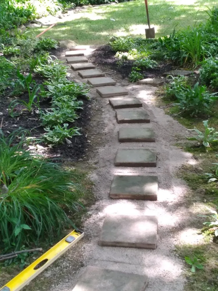 Custom yard cleanup service in Cleveland, OH - Los Primos Landscape