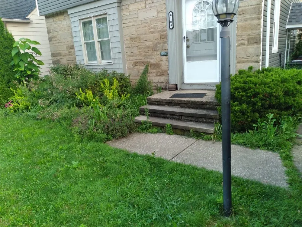 Custom landscaping services for year-round maintenance across Cleveland, OH - Los Primos Landscape