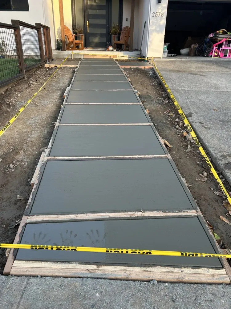 Local landscaping services for residential properties across San Rafael, CA - Los Primos