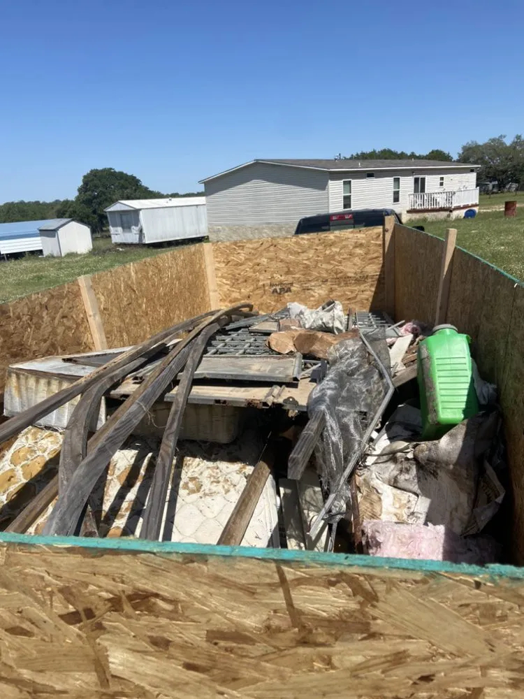 Local residential landscaping for outdoor upgrades across Stockdale, TX - Los primos