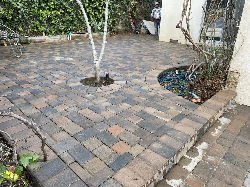 Reliable lawn mowing service in Azusa, CA by Los Rios Landscaping