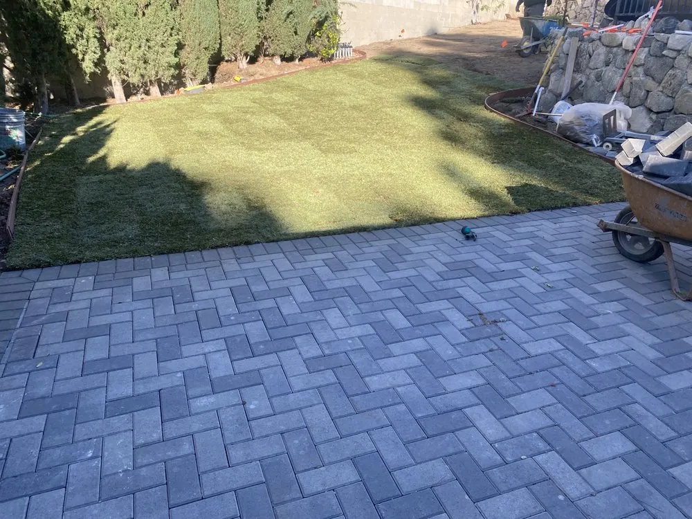 Professional lawn care service in Azusa, CA by Los Rios Landscaping
