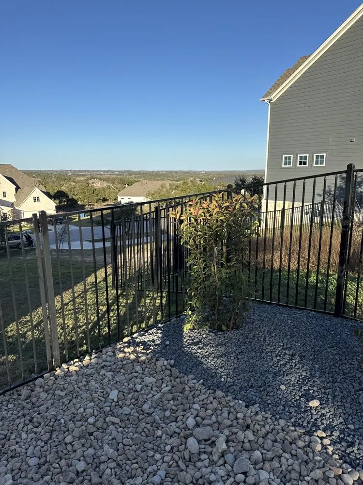 Expert garden landscaping in Dripping Springs, TX by Los Rios Landscaping