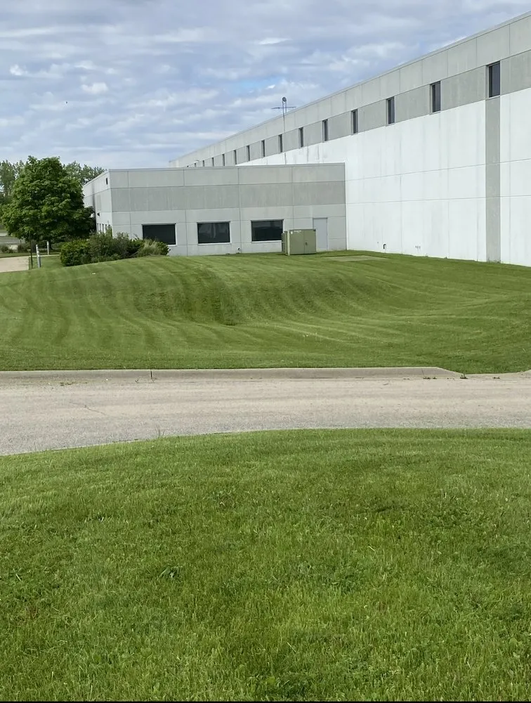 Reliable landscaping services for homes across DeKalb, IL - Los Rojas landscaping