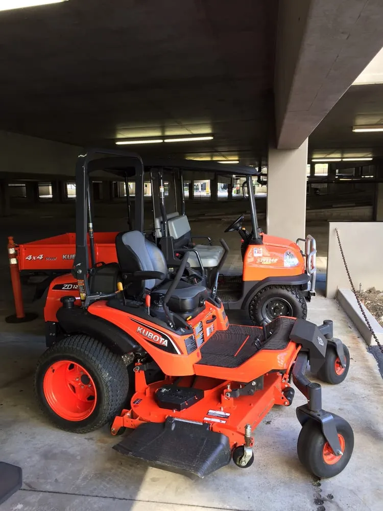 Local yard cleanup service in Inglewood, CA - Los Trabajadores Inc