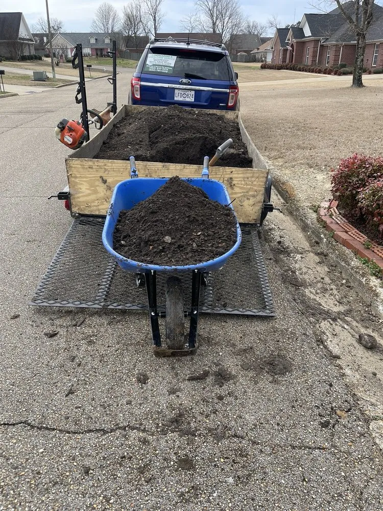 Trusted outdoor landscaping for homes across Tupelo, MS - Los Tres Hermanos