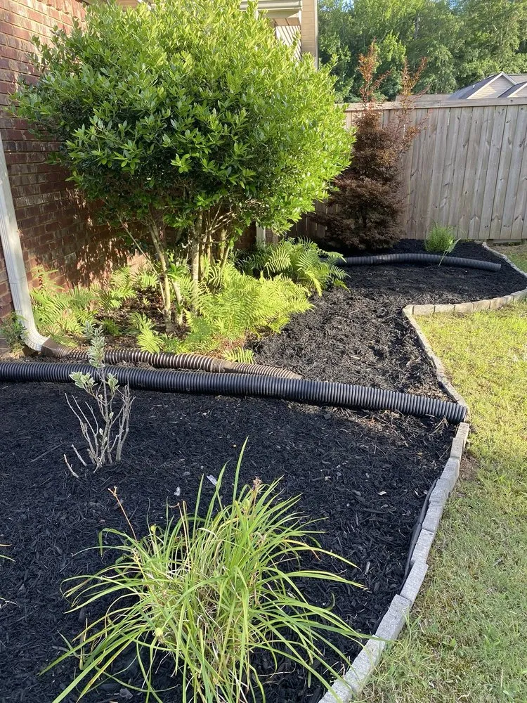 Top-rated landscape installation in Tupelo, MS by Los Tres Hermanos