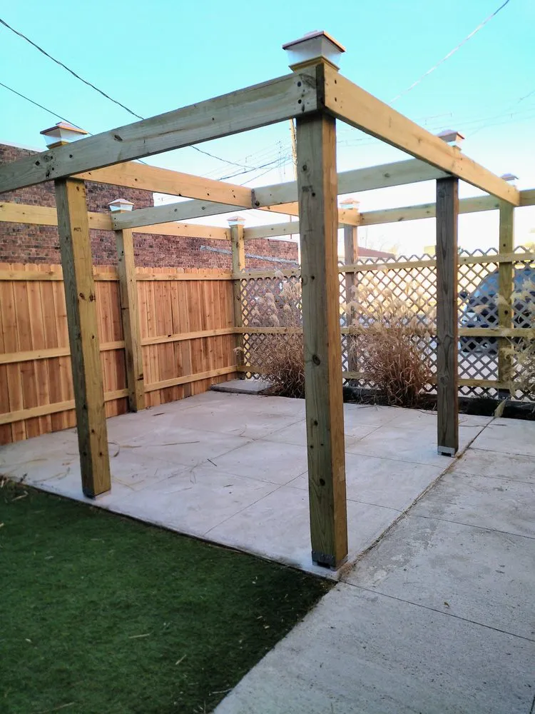 Trusted garden landscaping for residential properties across Moberly, MO - Lost Art Building Services