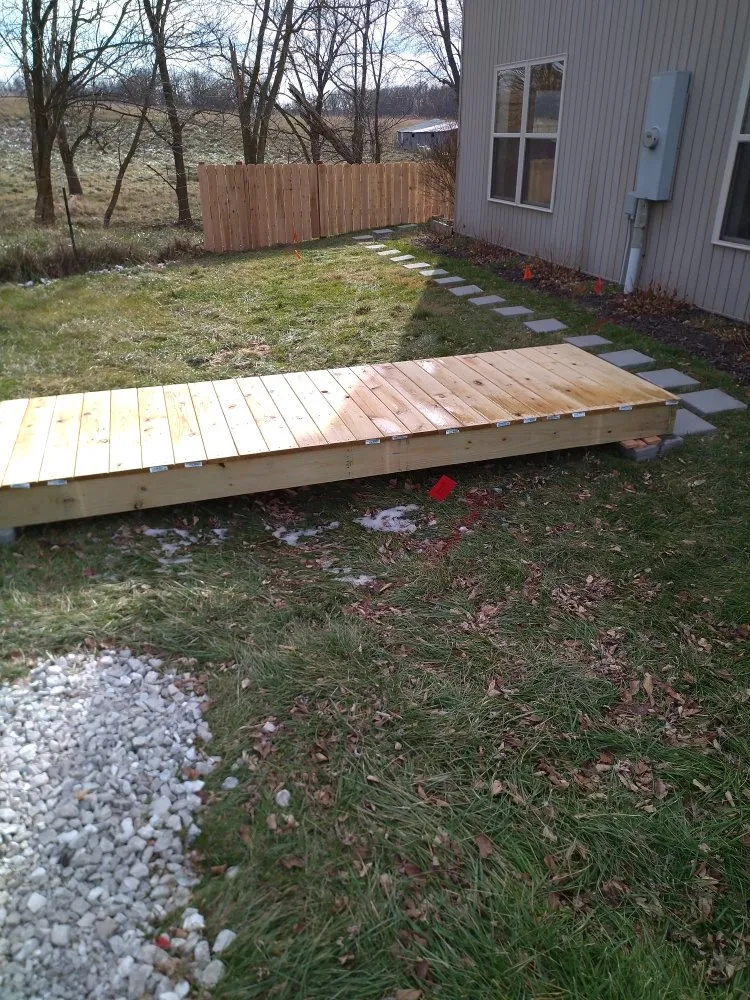 Local garden landscaping experts serving Moberly, MO - Lost Art Building Services