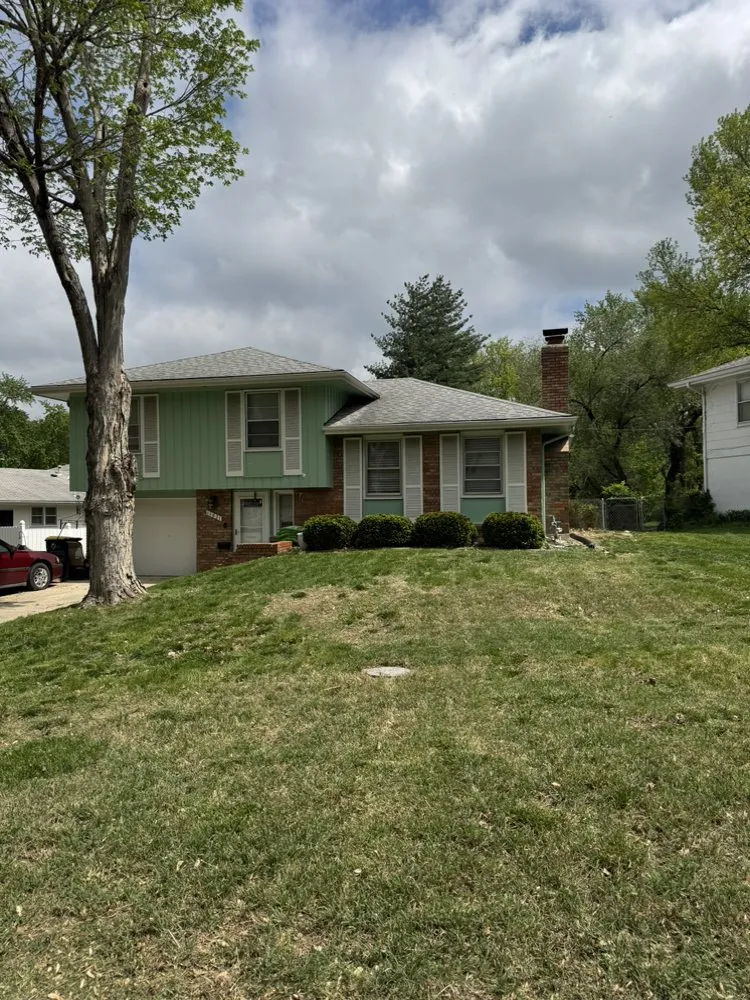 Expert outdoor landscaping in Kansas City, MO - Lottas Lawn Service