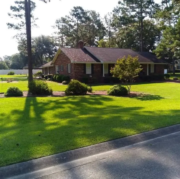 Reliable garden landscaping experts serving Waycross, GA - Lotts Lawn Care, Landscaping and Pressure Washing