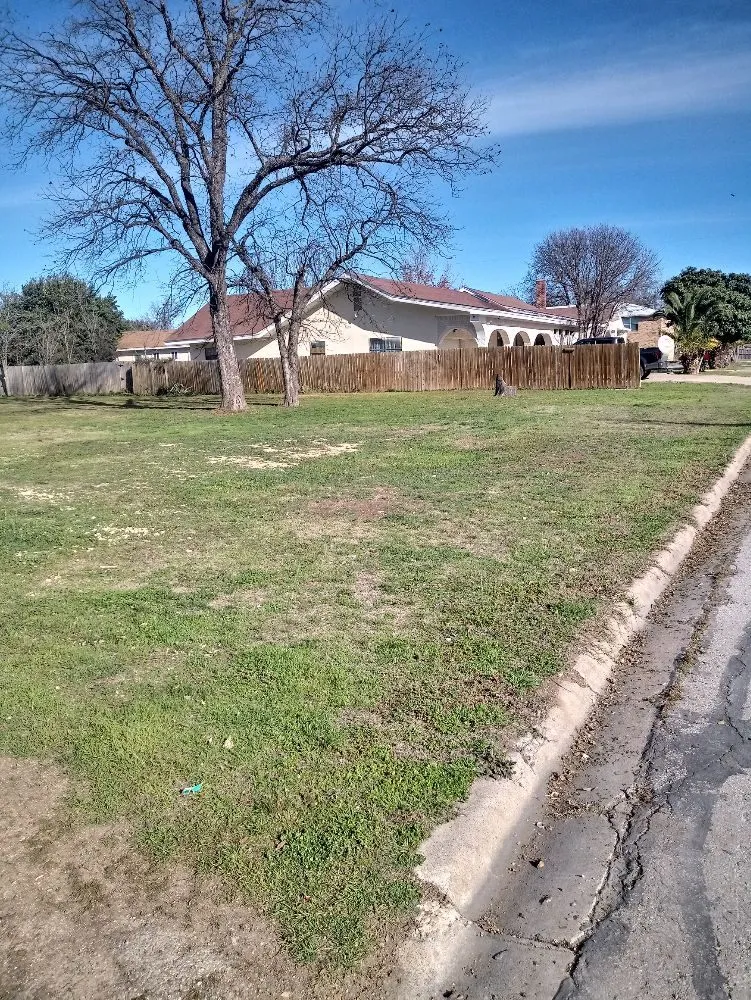 Local lawn care service for outdoor upgrades across Killeen, TX - Lotus12 Contracting