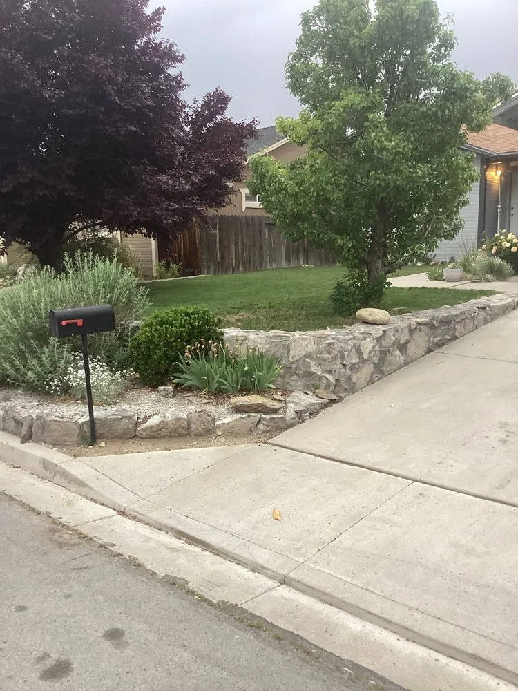 Affordable landscape design in Sparks, NV by Loudindustries888