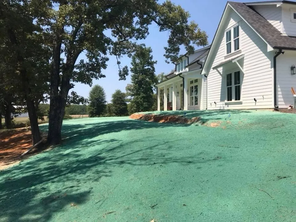 Professional landscape installation experts serving Jacksonville, TX - Lough's Hydromulching