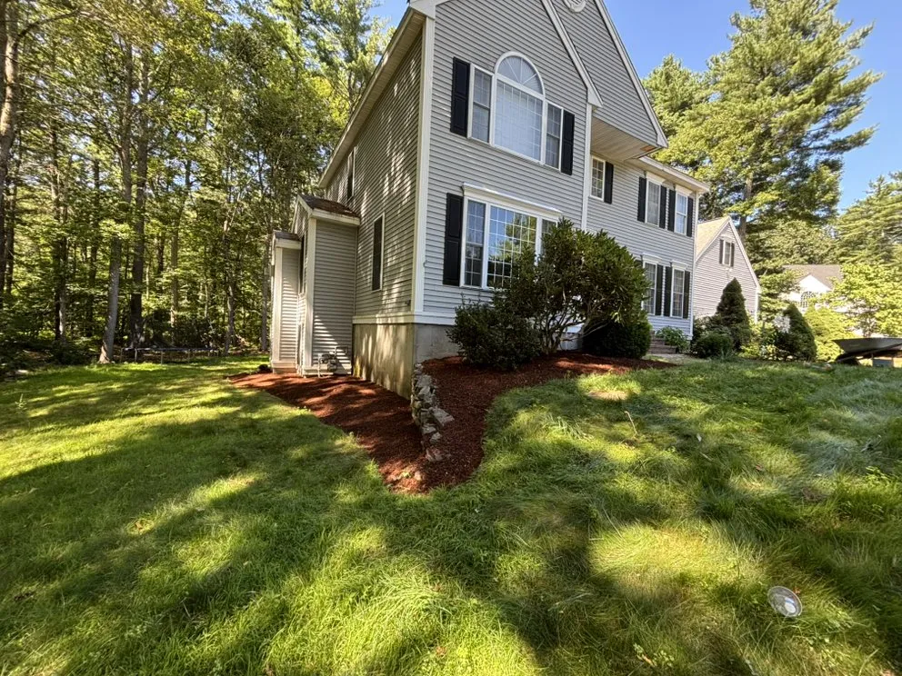 Affordable yard cleanup service near you in Nashua, NH by Louie’s Lawncare LLC