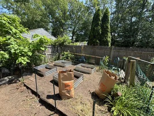 Louie’s Lawncare LLC