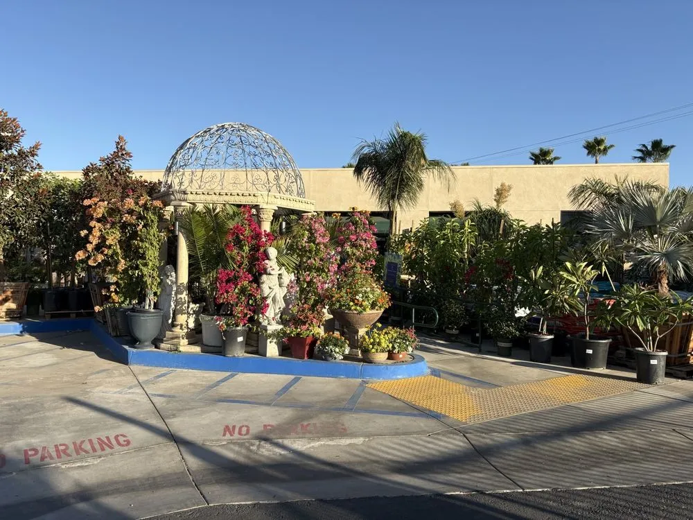 Trusted garden landscaping experts serving Riverside, CA - Louie's Nursery