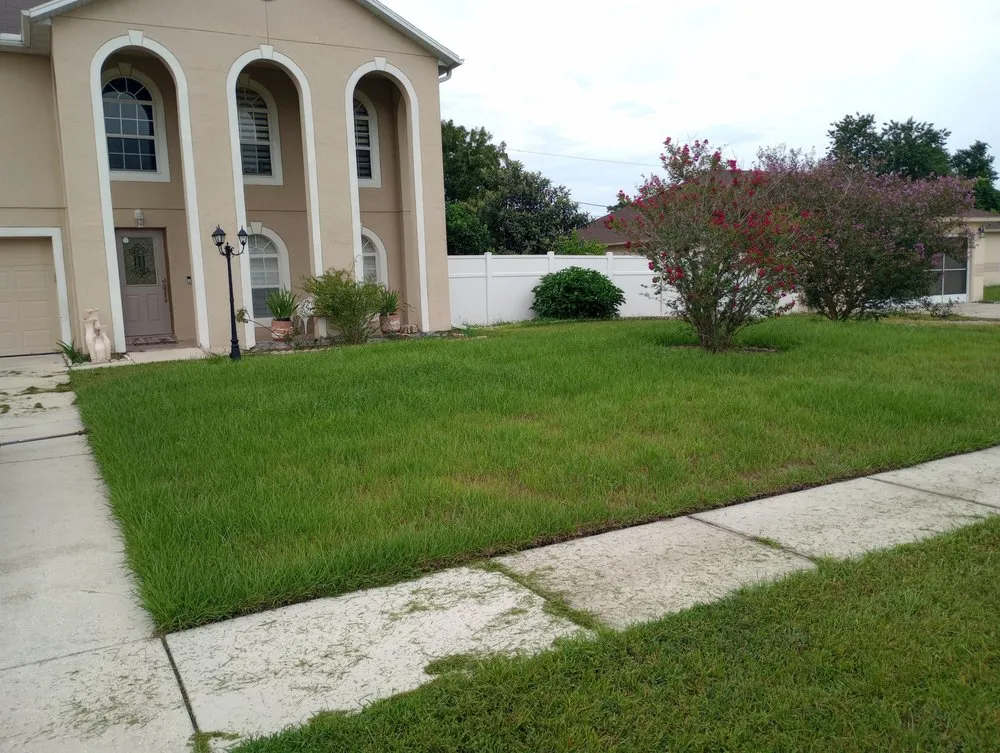 Reliable landscaping services experts serving Orange City, FL - Louis and Stardema Elite Landscaping