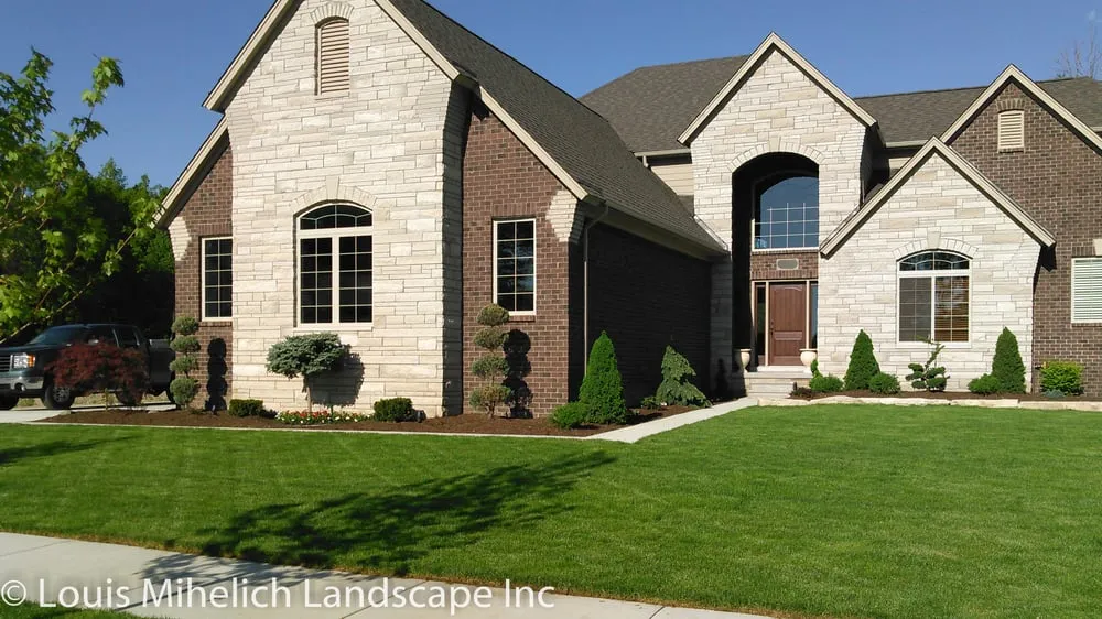 Affordable landscape installation for residential properties across Macomb county, MI - Louis Mihelich Landscape