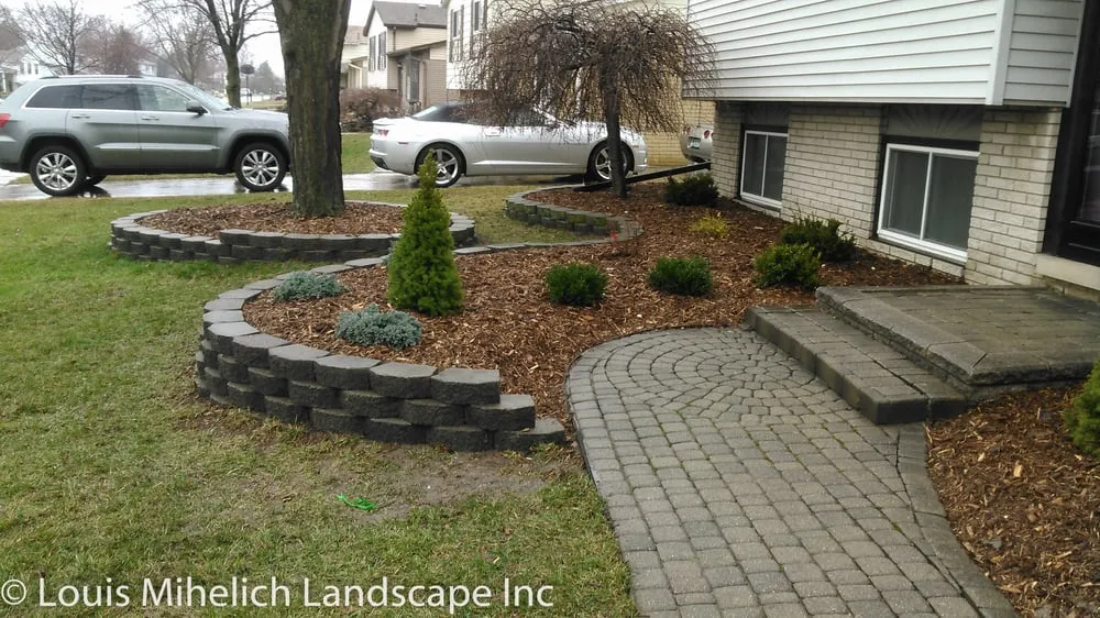 Top-rated yard cleanup service for homes in Macomb county, MI by Louis Mihelich Landscape