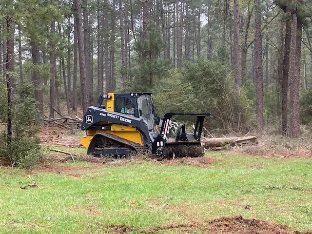 Local lawn mowing service experts serving Lake Charles, LA - Louisiana Land Management